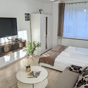 apartament-rynek-40m2-wroclaw-stare-miasto.hotelswroclaw.com/
